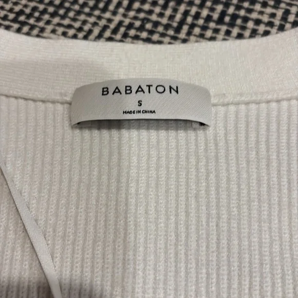 Babaton Aritzia white summer cardigan - Picture 2 of 7